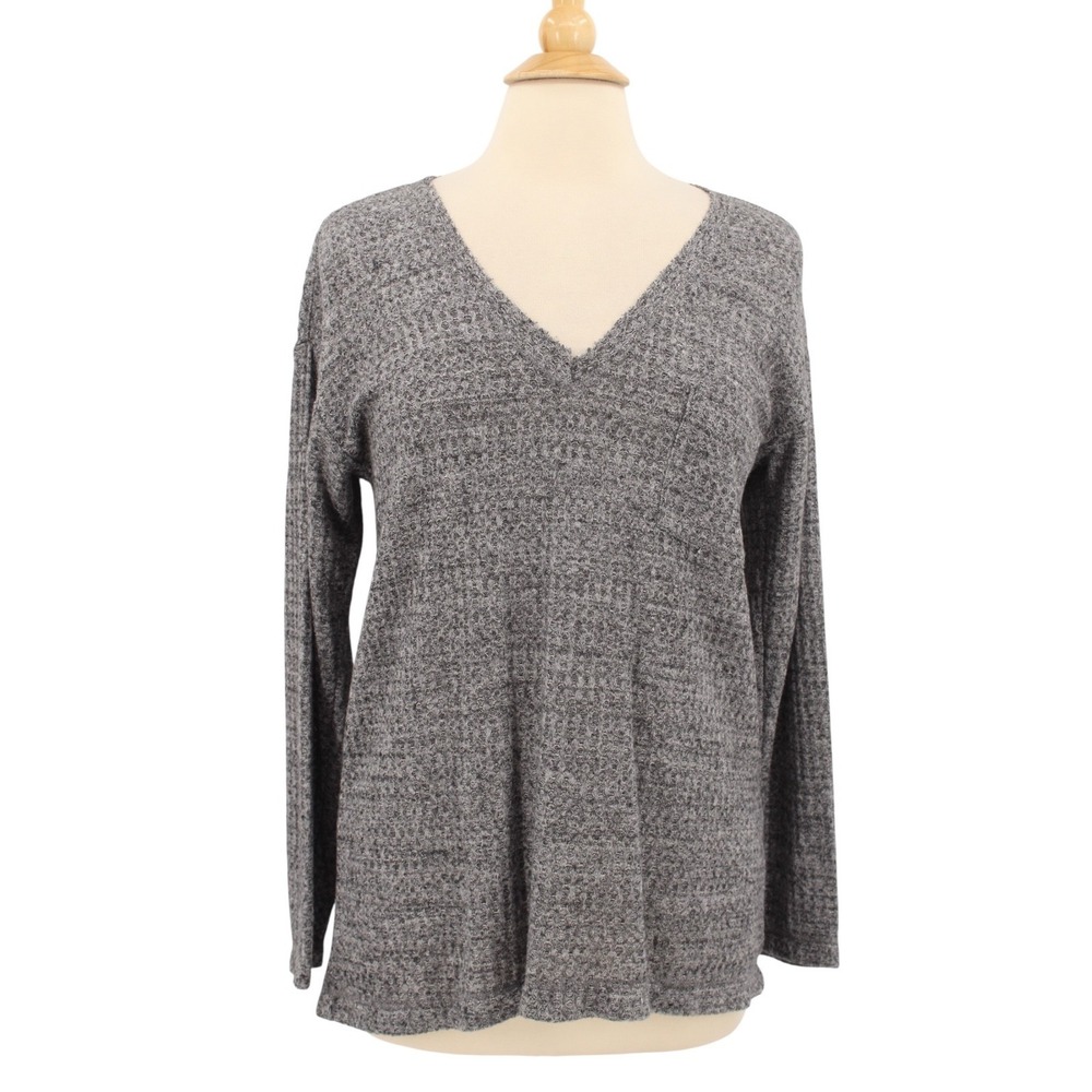 American Eagle Outfitters Soft Knit V Neck‎ Top Size Small Gray Pocket